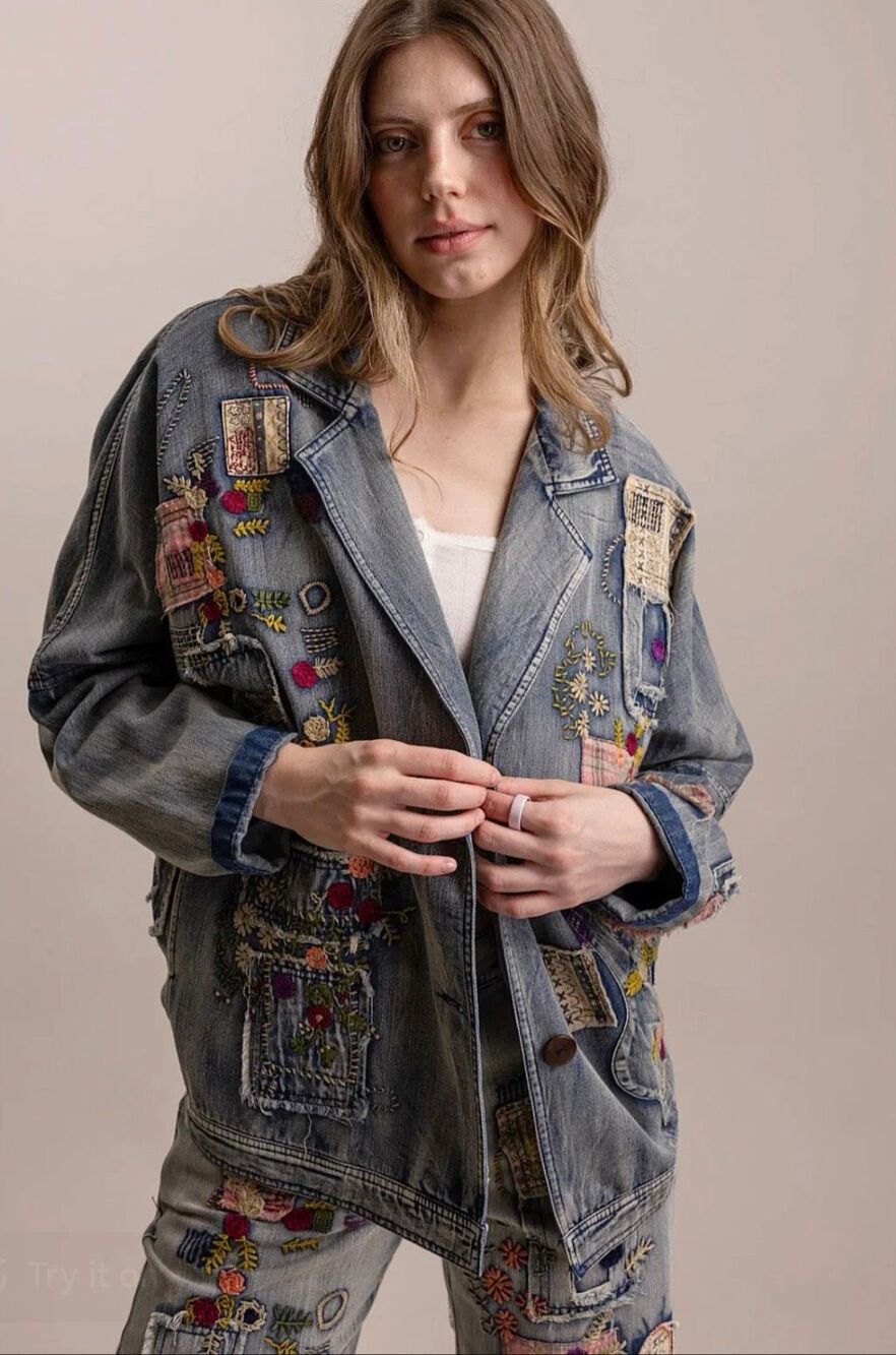 Blue Velvet Bloom Embroidered Denim Jacket Size M